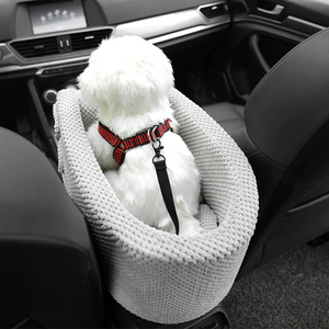 Armrest Pet Safety Seat by Bloomcar
